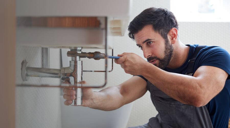 Expert burst pipe repair services in Hallwood, VA